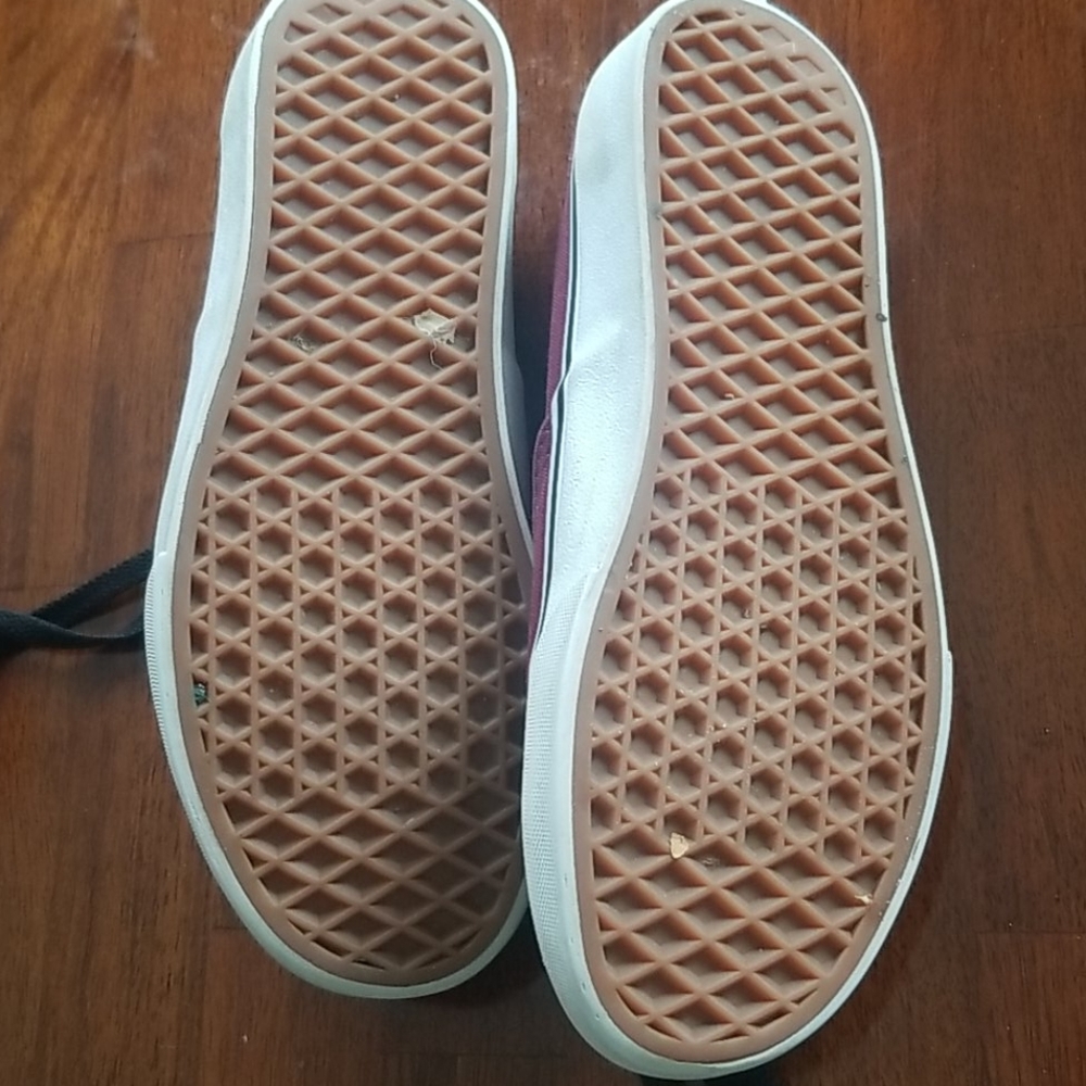 Vans - Picture 2 of 3